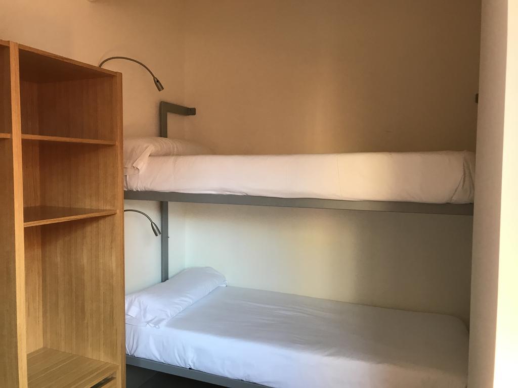 The Book Factory Hostel Вальядолид Экстерьер фото